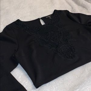 EXPRESS - Lace cropped Black long sleeve